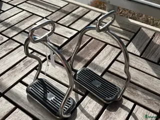 Stigbyglar hästutrustning Stigbyglar modell island, 12 cm - Annons 1