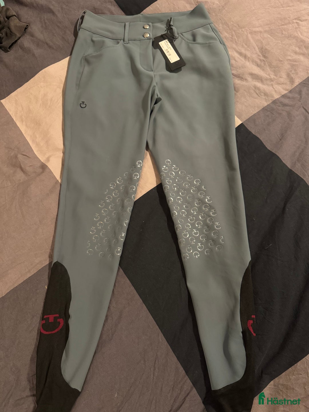 Ridbyxor ryttarutrustning till salu: HELT NYA Cavalleria Toscana  i Lövestad - Annons 4