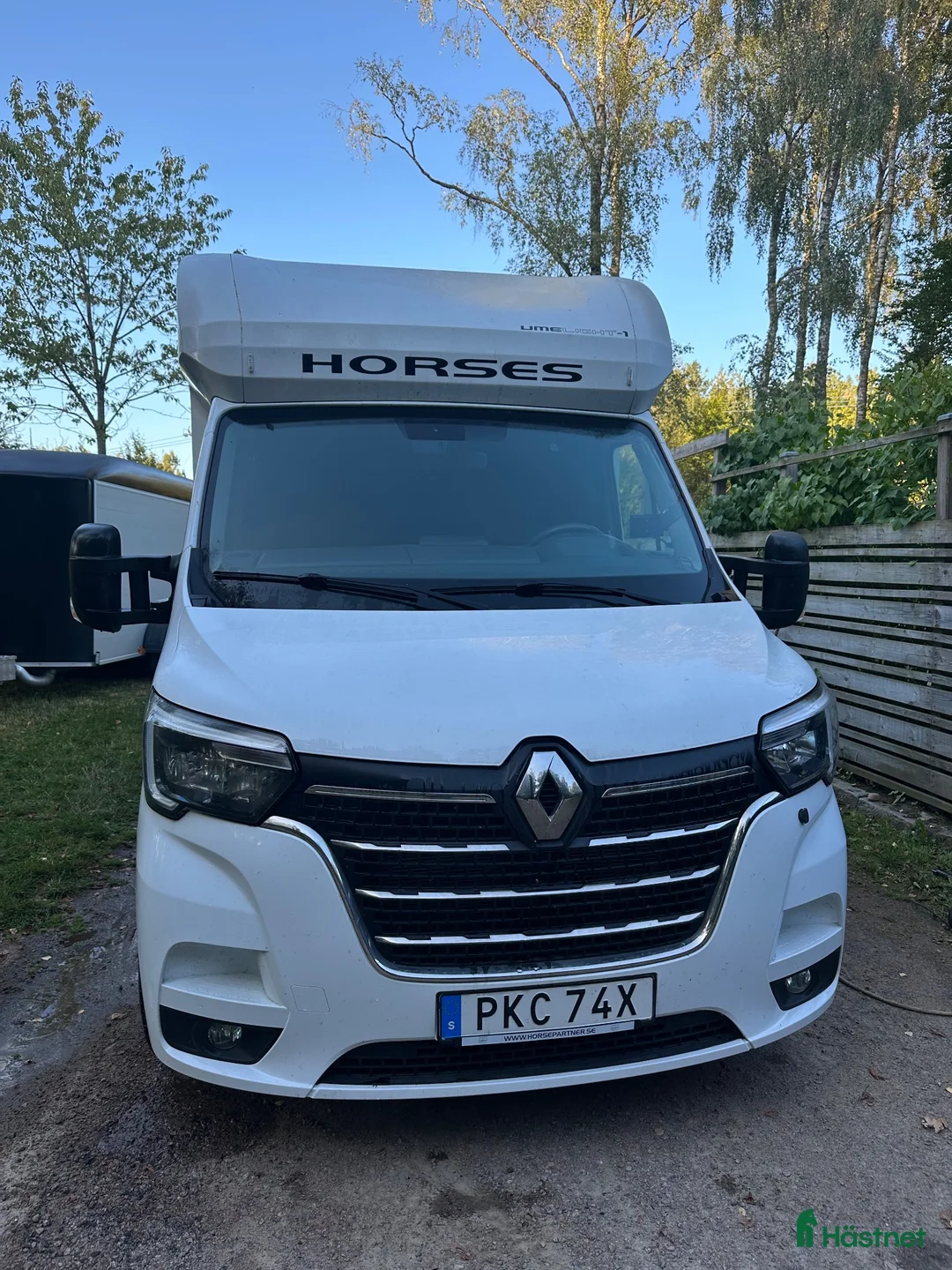 Hästlastbilar  fordon & transport till salu: Renault UME LIGHT ”Låga mil” - Annons 2