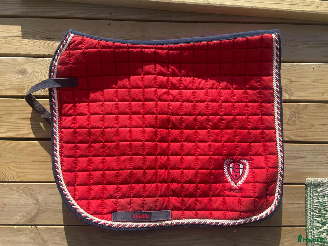 Schabrak & Vojlockar hästutrustning till salu: Schabrak säljes  i Vendelsö - Annons 3