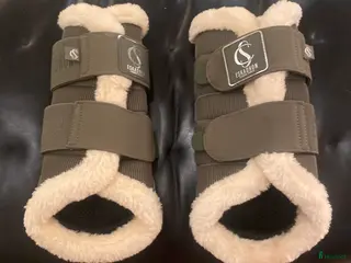 Benskydd hästutrustning Eskadron dresdyrskydd oanvända i Kalmar - Annons 9