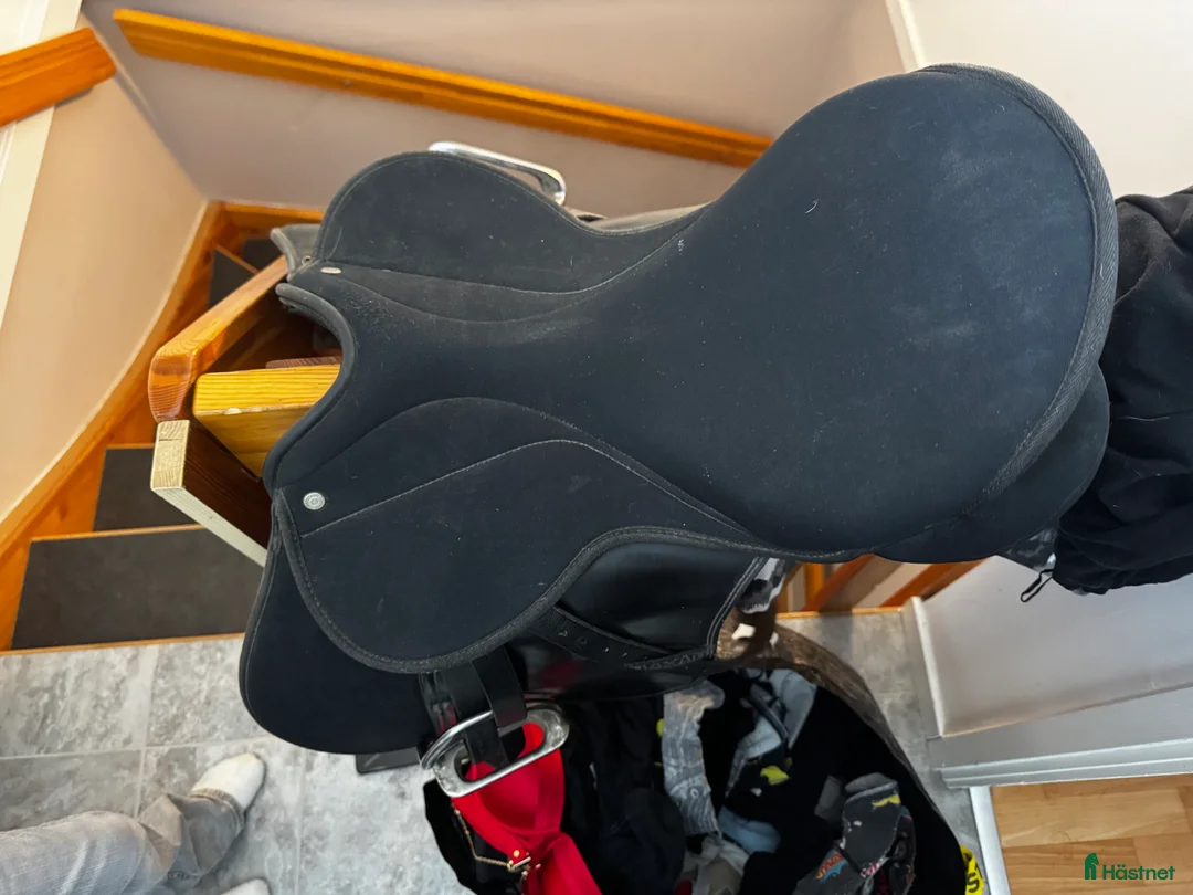 Sadlar hästutrustning till salu: Throwgood maxam allroundsadel  i Söderhamn - Annons 5