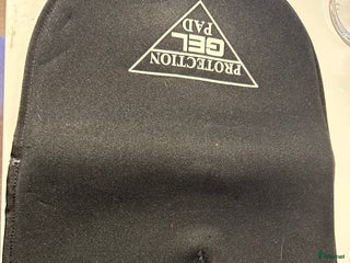 Sadeltillbehör hästutrustning till salu: Svart gel padd i Värmdö - Annons 2