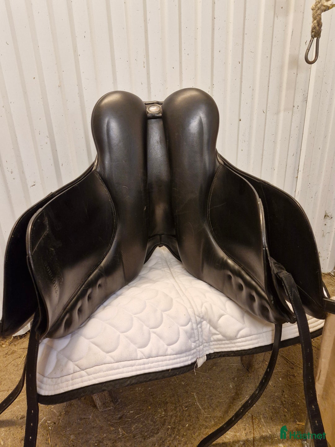 Sadlar hästutrustning till salu: Bates Isabell Werth i Kalix - Annons 3