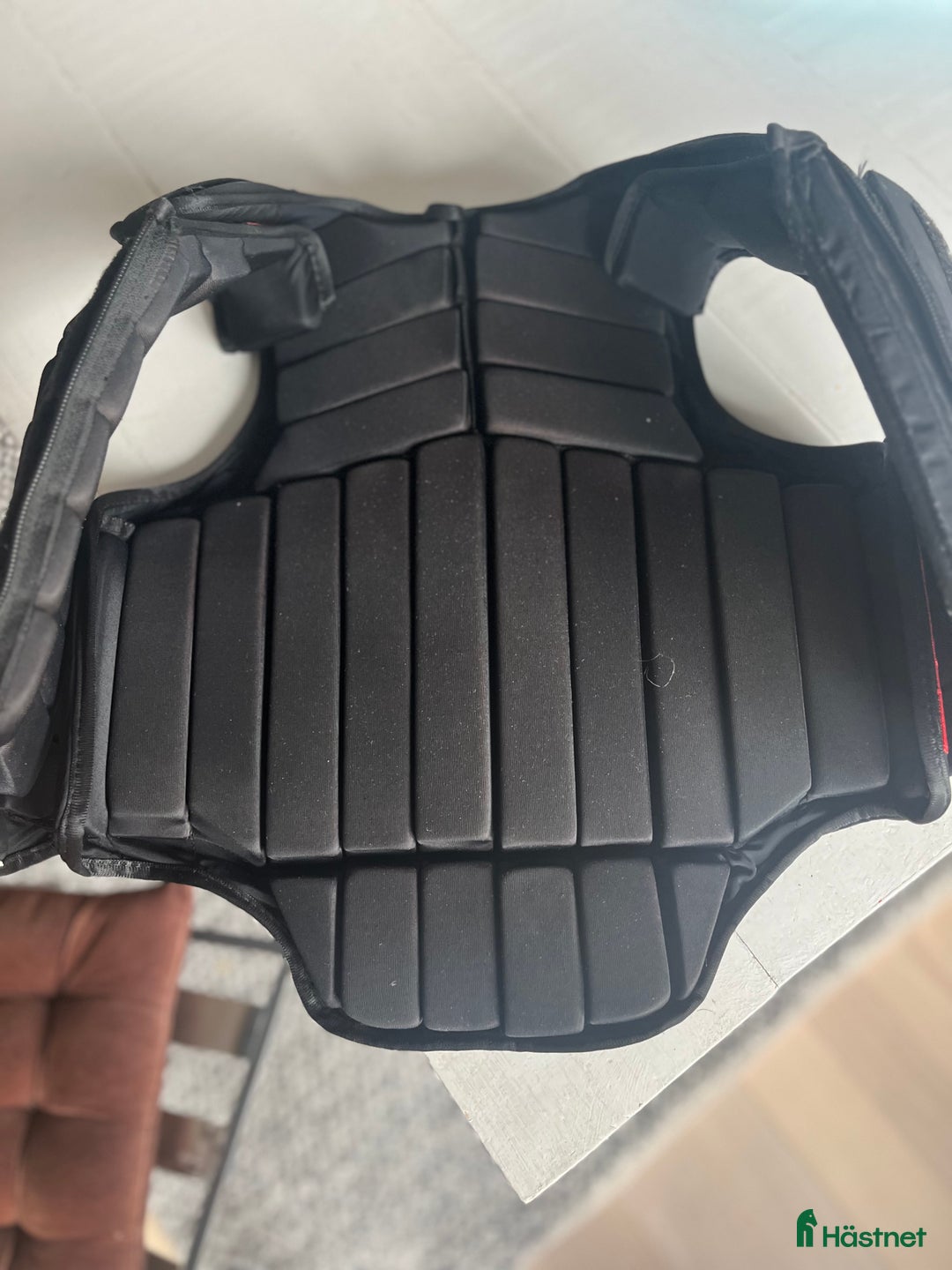 Säkerhetsvästar ryttarutrustning till salu: Allround CRW säkerhetsväst i Nyköping - Annons 3