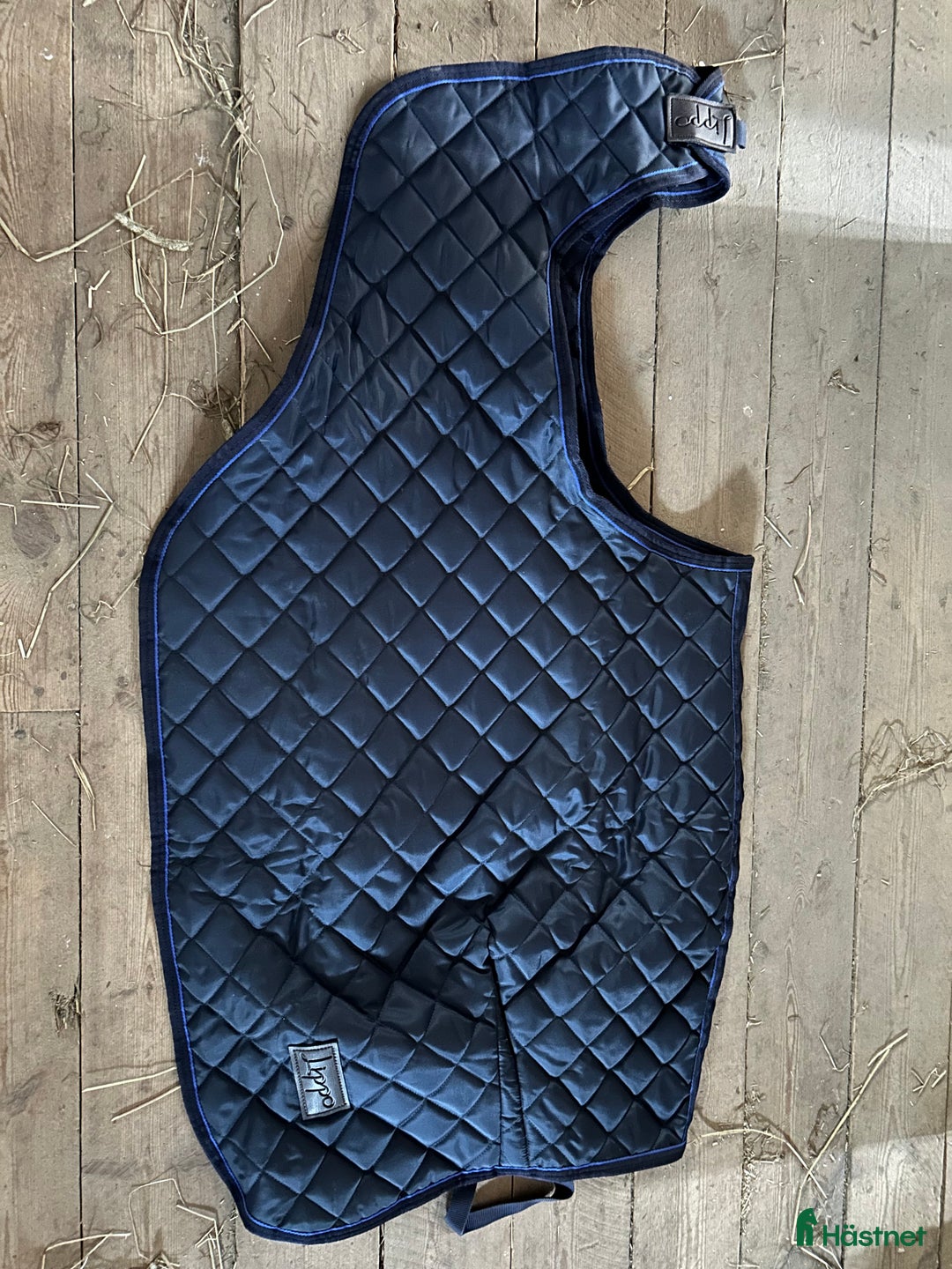 Täcken hästutrustning till salu: Blandade ponnytäcken i Spånga - Annons 1