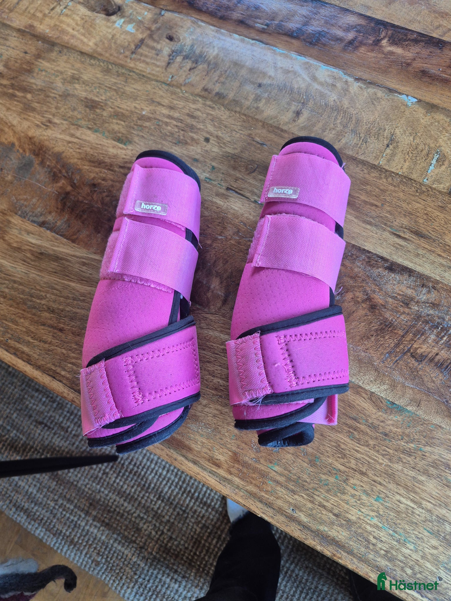 Benskydd hästutrustning till salu: Senskydd / damasker - Annons 1