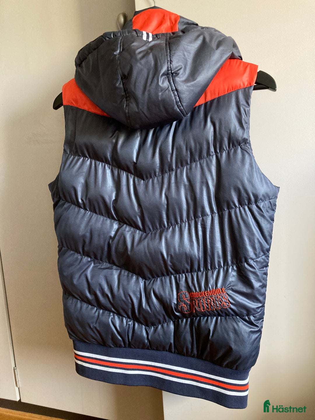 Jackor & Kavajer ryttarutrustning till salu: Väst Schockemöhle i Älvsjö - Annons 2