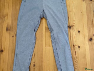 Ridbyxor ryttarutrustning till salu: Horze ridtihgts i Brålanda - Annons 3