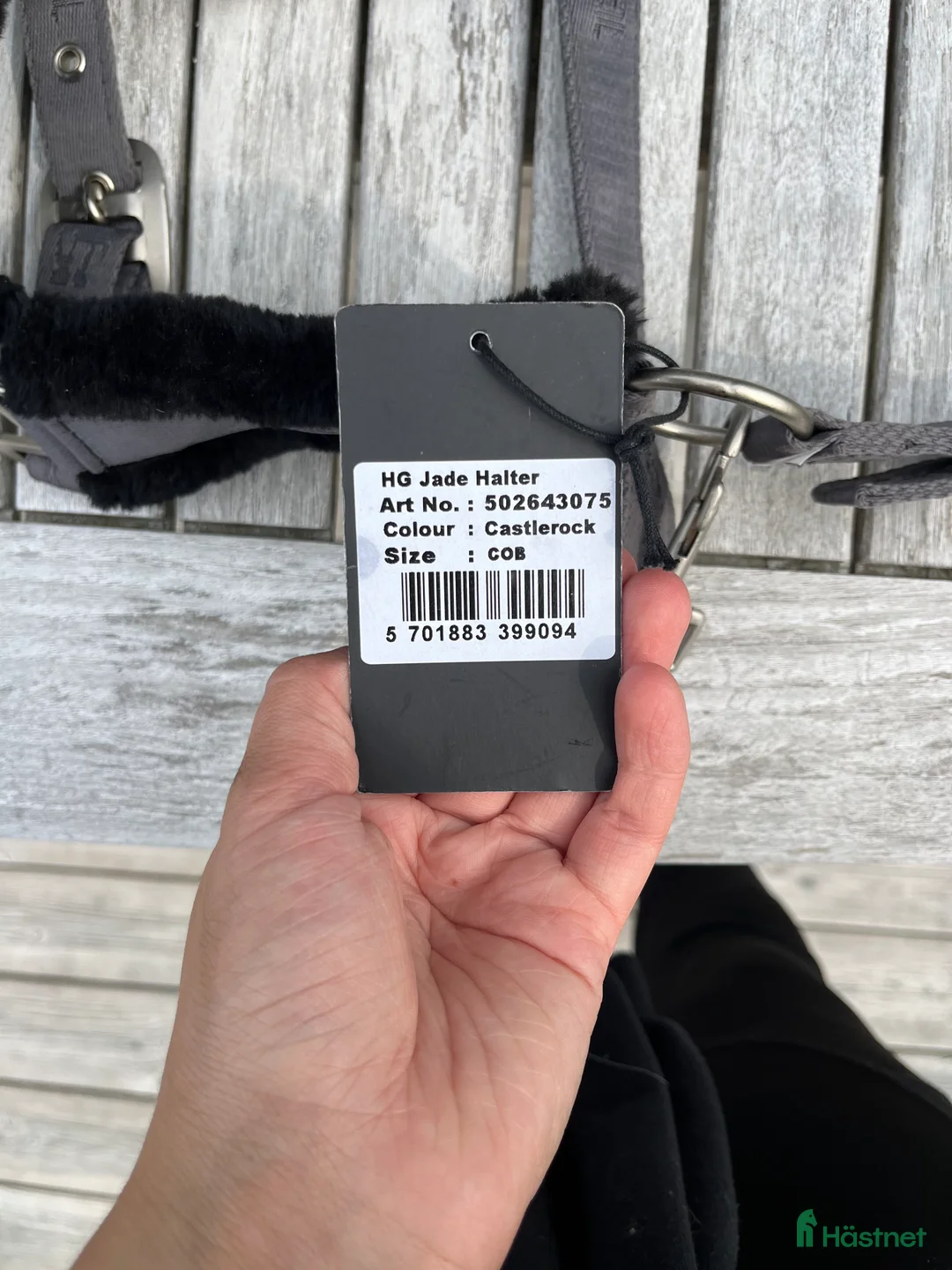 Övrig Hästutrustning hästutrustning till salu: Ny grimma med svart fluff i Halmstad - Annons 3
