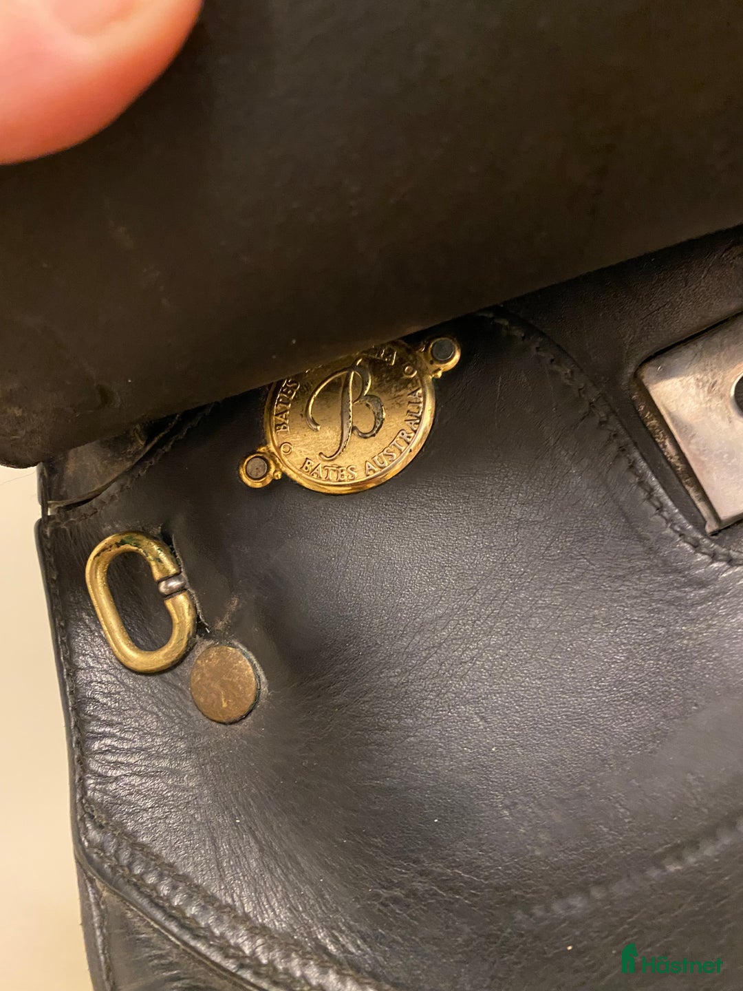 Sadlar hästutrustning till salu: Bates Caprilli dressyr i Saltsjö-Boo - Annons 5