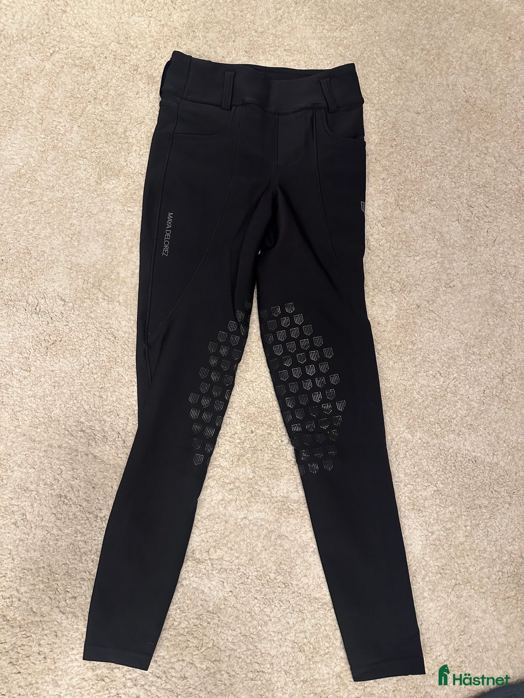 Ridbyxor ryttarutrustning till salu: Svarta Maya Delorez  i Söderhamn - Annons 1