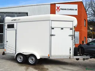 Hästtransporter fordon & transport till salu: Umesläp B50 Reverse Totalvikt 1800kg - Annons 1