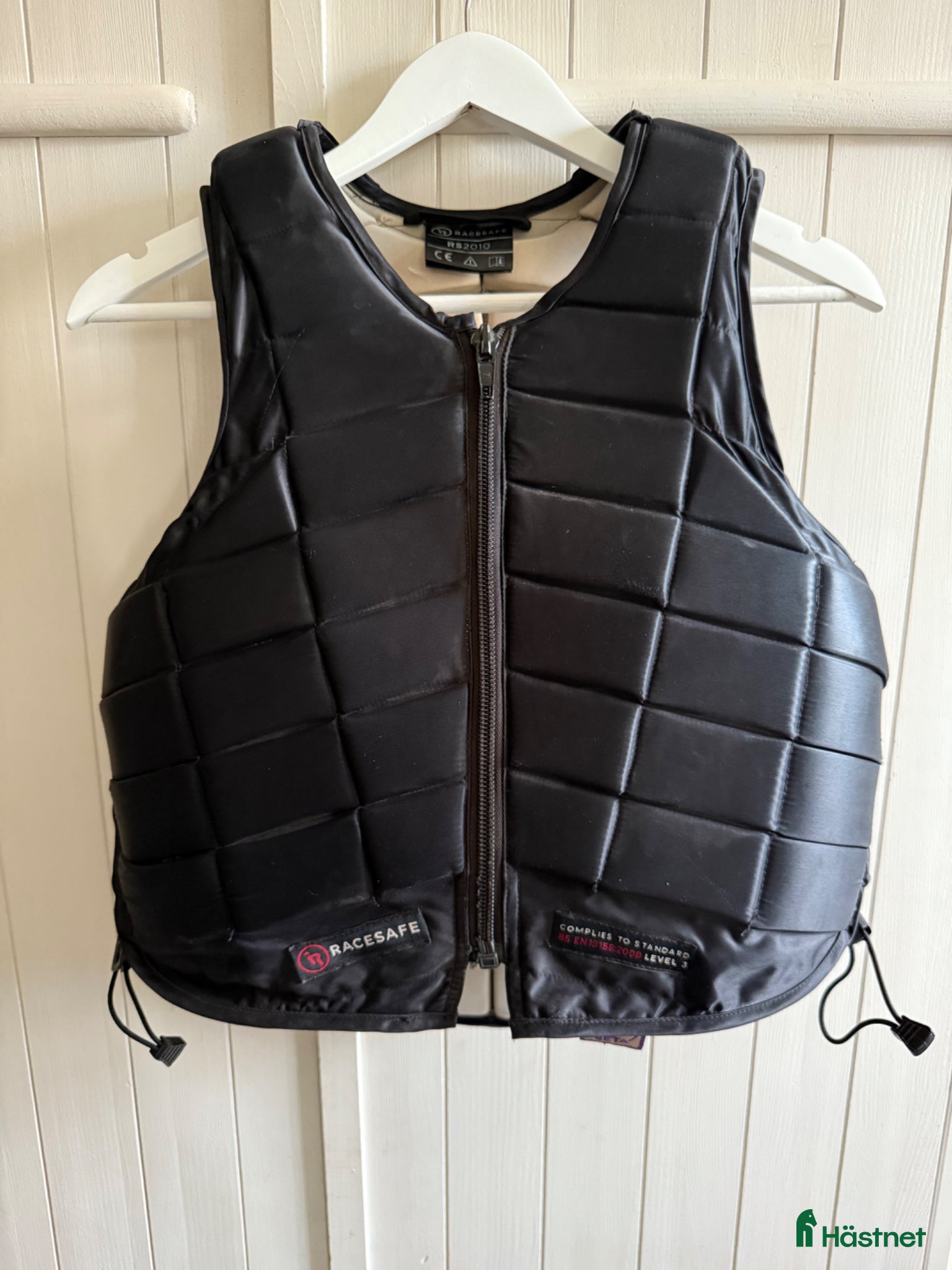 Säkerhetsvästar ryttarutrustning till salu: Racesafe säkerhetsväst  - Annons 2