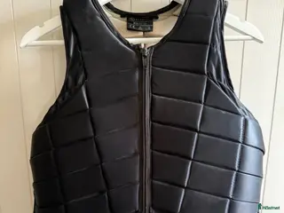 Säkerhetsvästar ryttarutrustning till salu: Racesafe säkerhetsväst - Annons 2