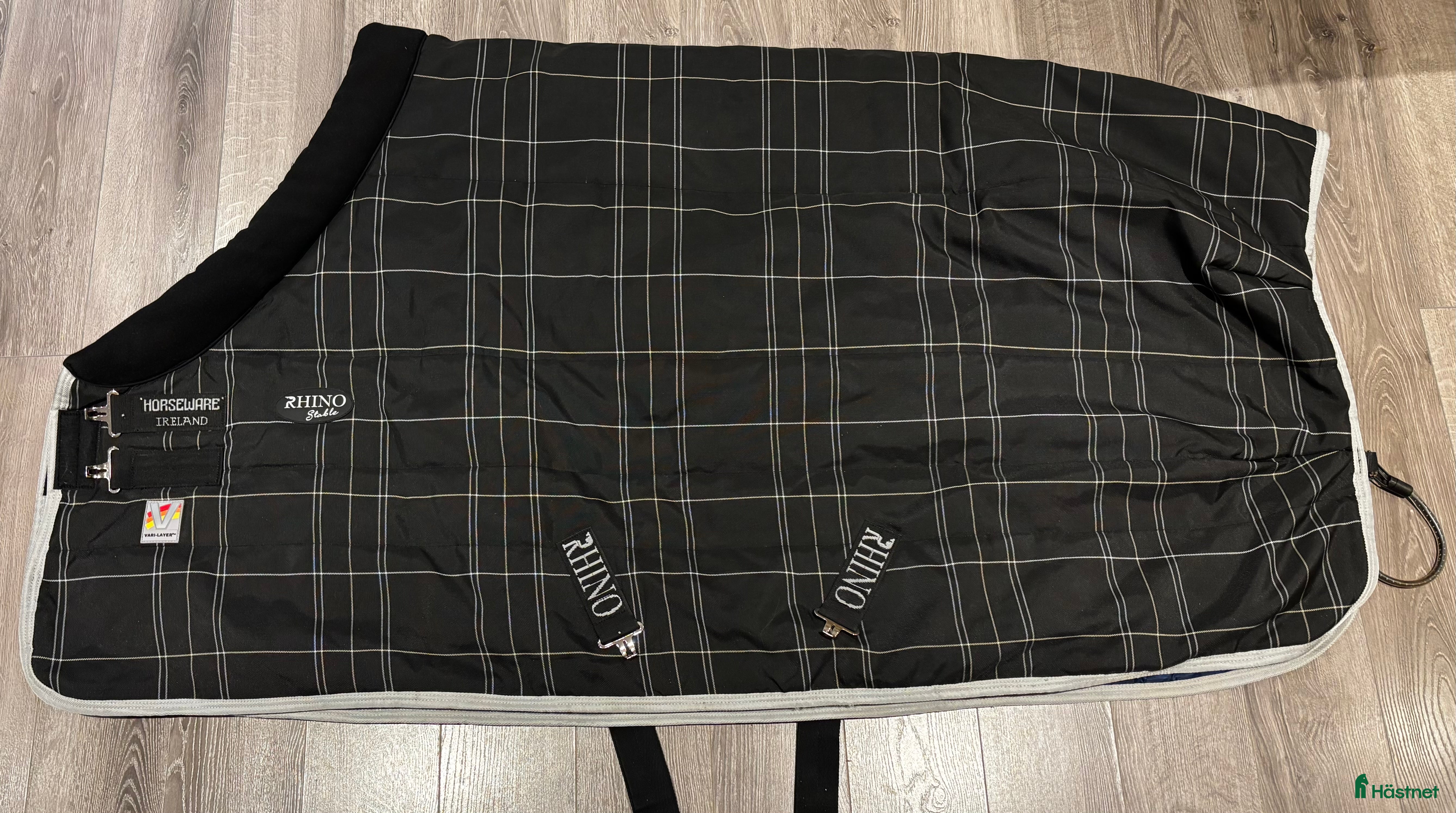 Täcken hästutrustning Rhino 250g, 115cm - Annons 23