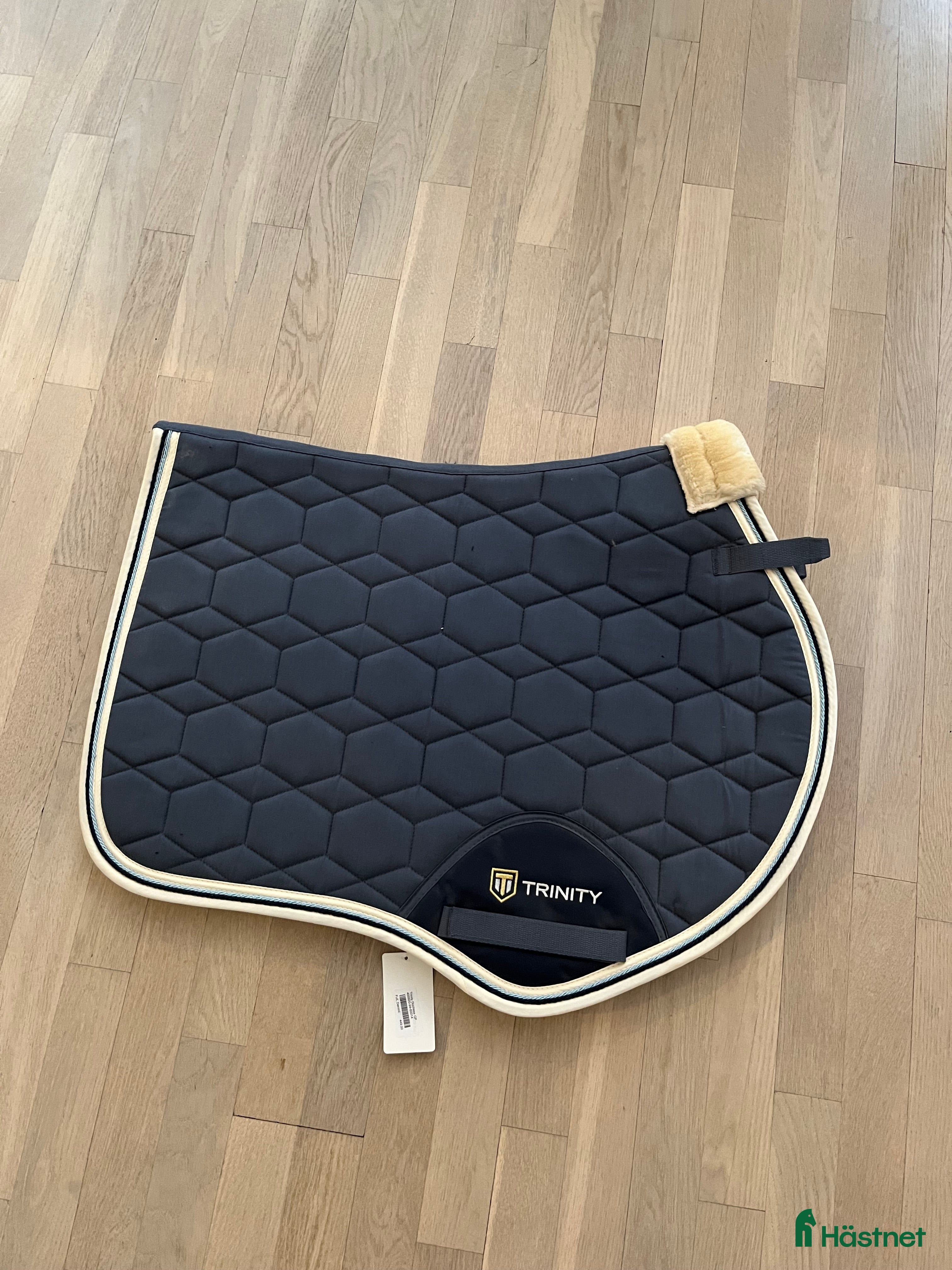 Schabrak & Vojlockar hästutrustning till salu: Oanvänt schabrak  i Bromma - Annons 4