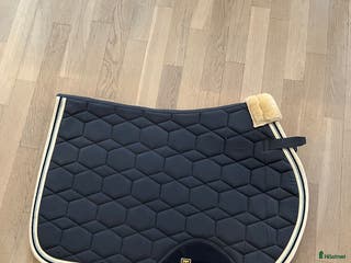 Schabrak & Vojlockar hästutrustning Oanvänt schabrak i Bromma - Annons 1