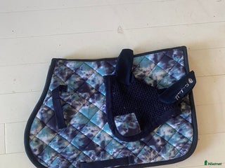 Schabrak & Vojlockar hästutrustning till salu: Matchande schabrak + huva i Lerum - Annons 7