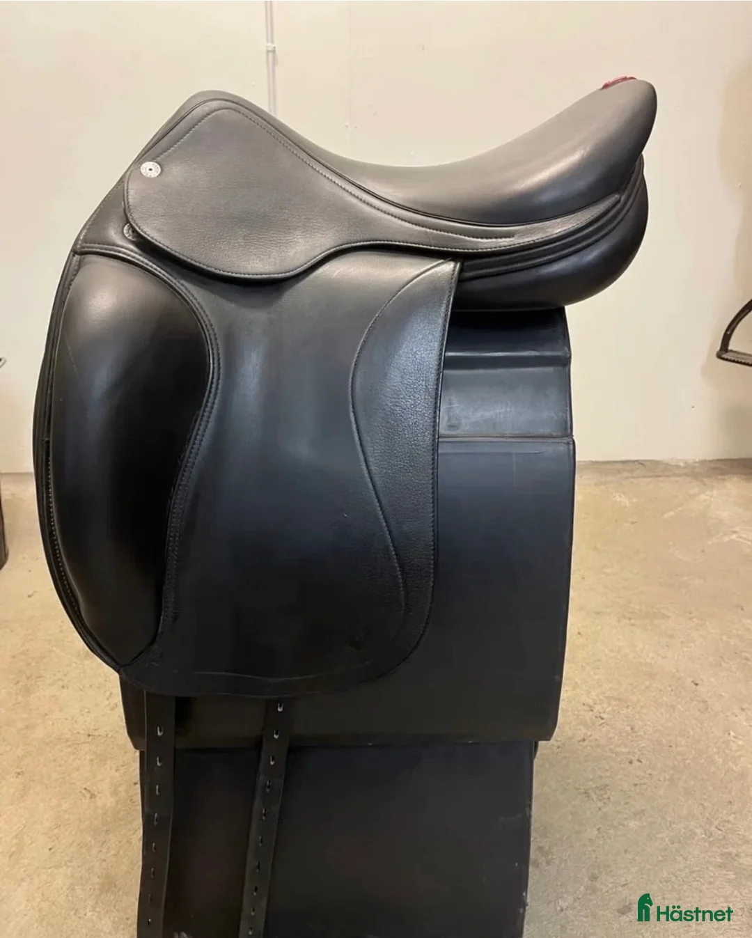 Sadlar hästutrustning till salu: Equipe EK carbon 17” +3 - Annons 1