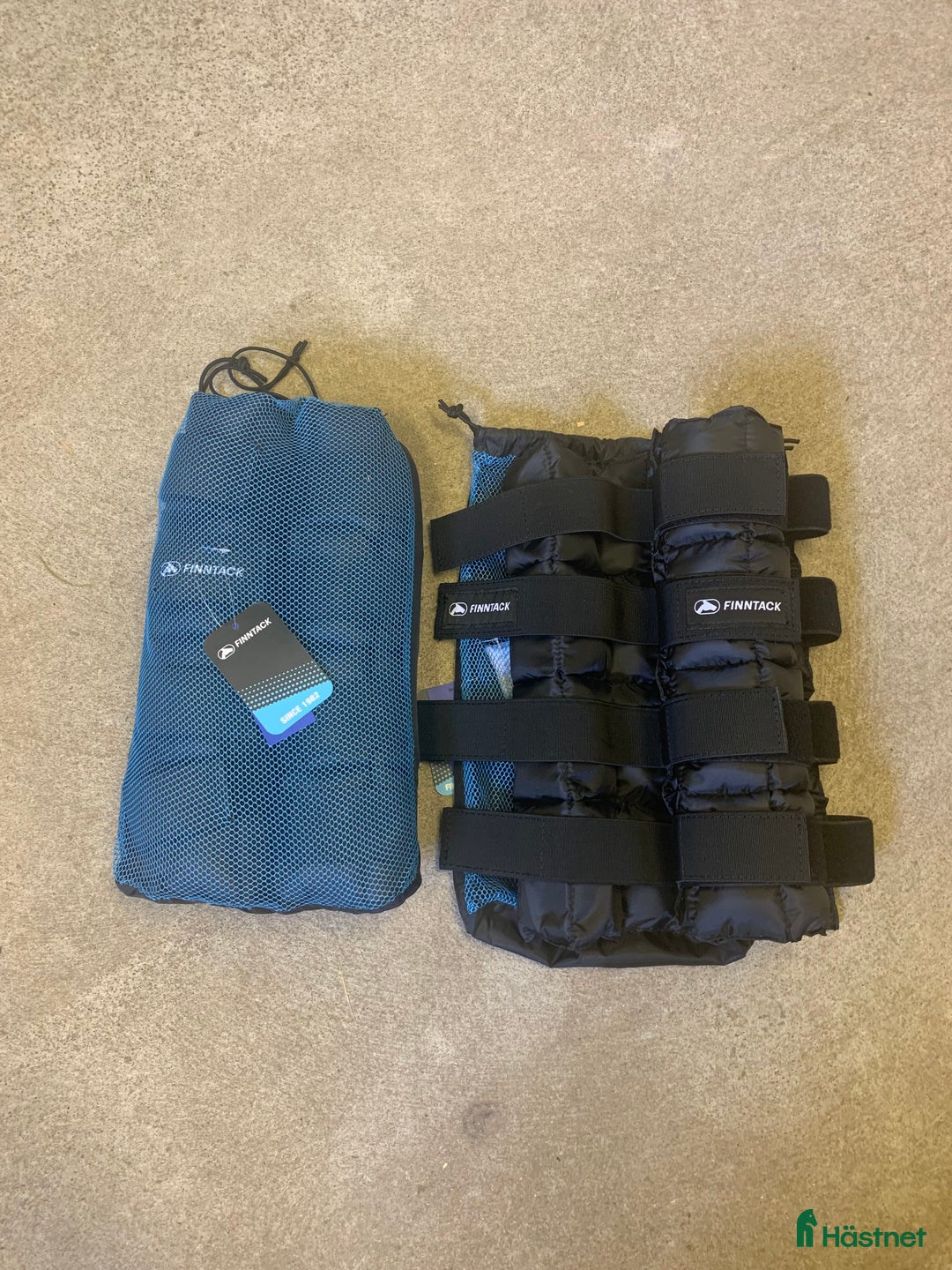 Benskydd hästutrustning till salu: Finntack kylskydd i Ödsmål - Annons 1