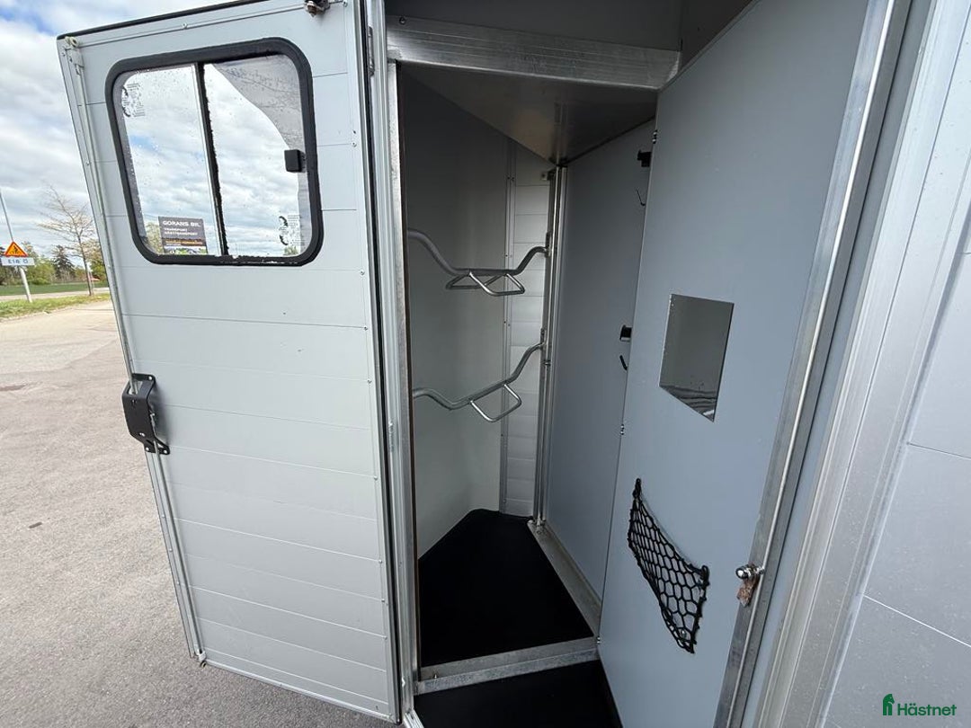 Hästtransporter  fordon & transport till salu: Fullutrustad Cheval Liberté Touring Country! i Köping - Annons 7