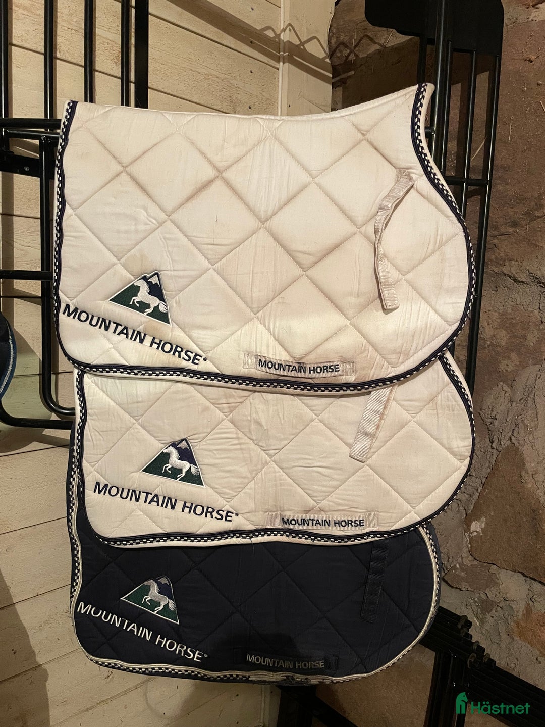 Schabrak & Vojlockar hästutrustning till salu: Schabrak bortskänkes i Karlstad - Annons 1