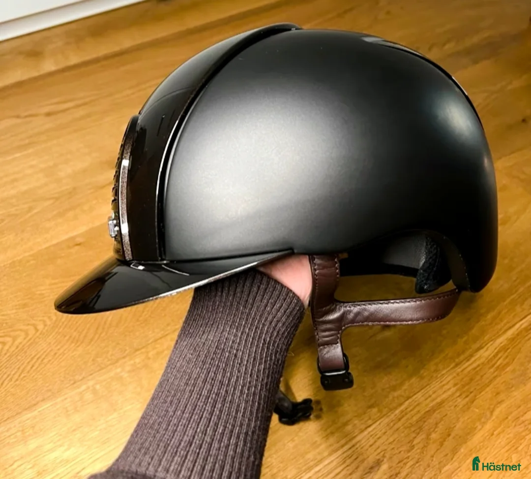 Hjälmar ryttarutrustning till salu: Kep Cromo 2.0 M i Rörbäcksnäs - Annons 3