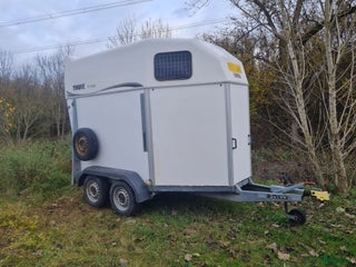 Hästtransporter fordon & transport till salu: Hästtransport Thule i Borensberg - Annons 2