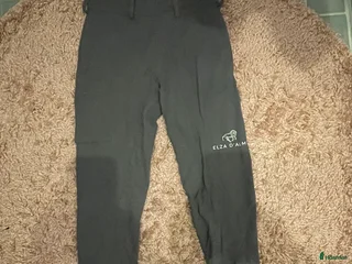 Ridbyxor ryttarutrustning till salu: Jättefina ridbyxor! i Flyinge - Annons 3