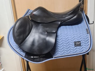 Sadlar hästutrustning till salu: Albion Adjusta Kontrol i Hamneda - Annons 1