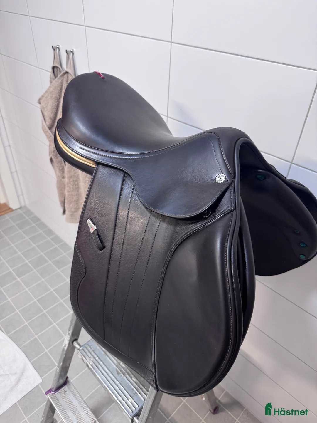 Sadlar hästutrustning till salu: Pedantskött equipe sadel i Kungsbacka - Annons 4