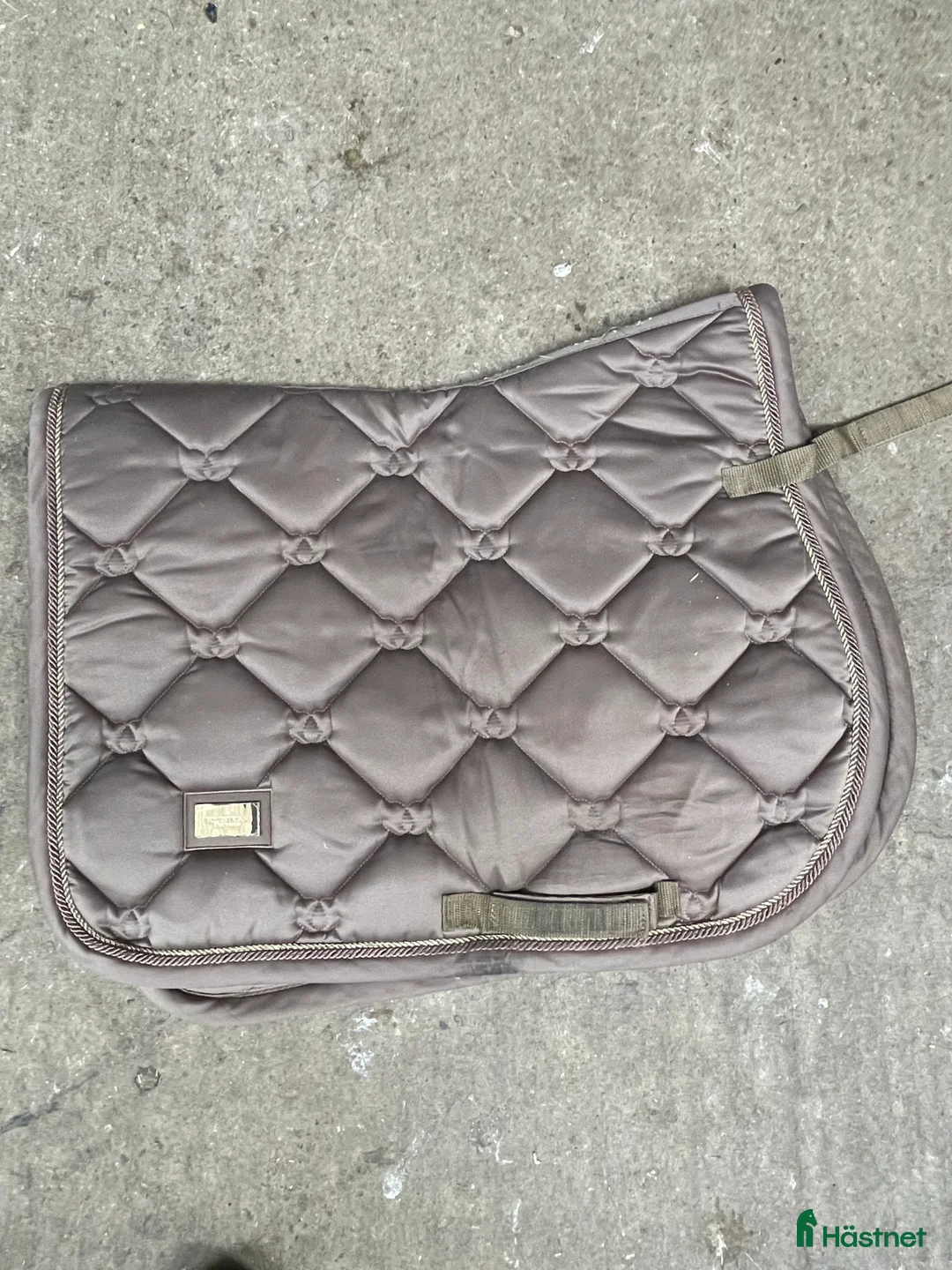 Schabrak & Vojlockar hästutrustning till salu: ES champagne schabrak  - Annons 3