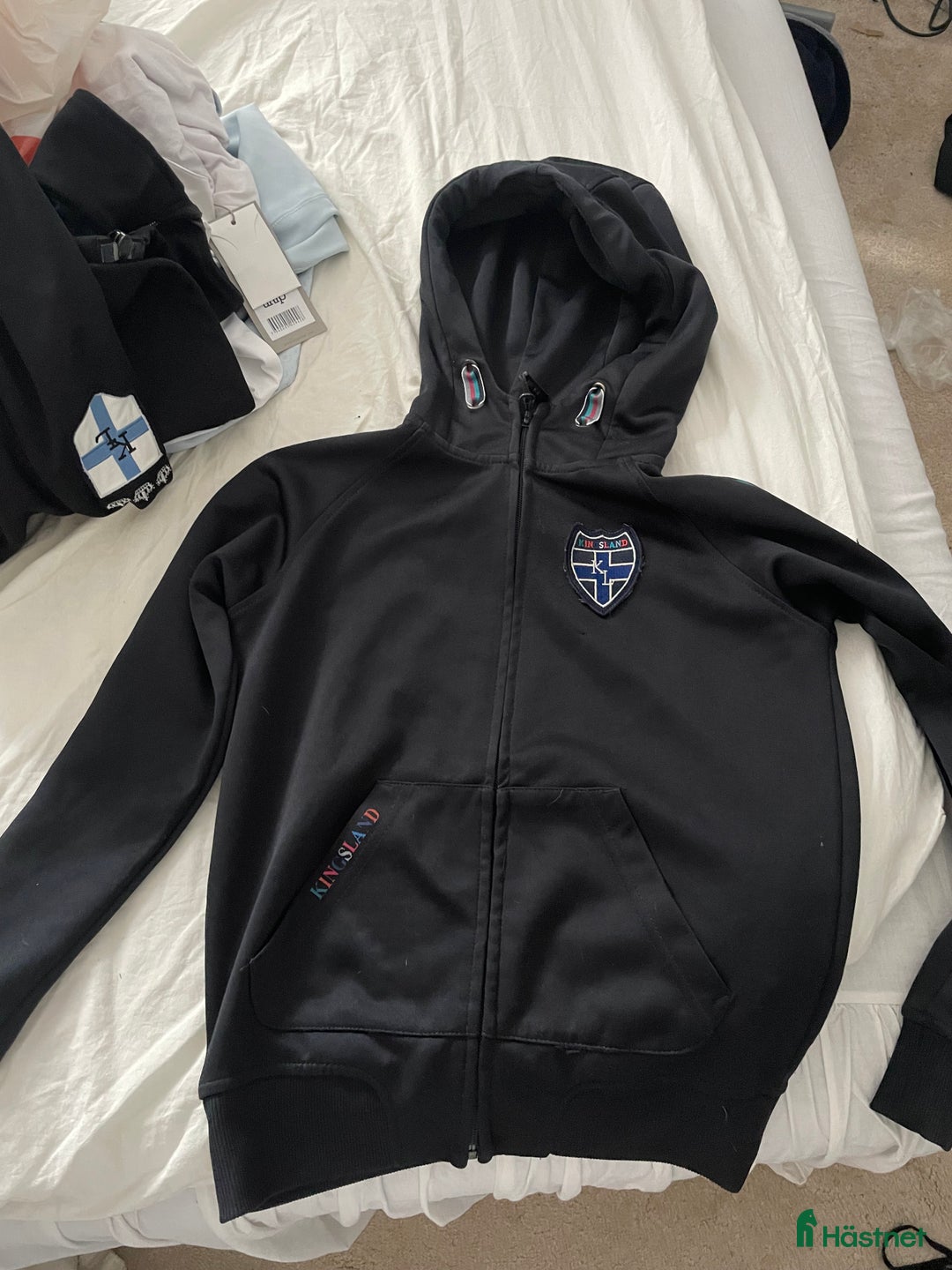 Övrigt Ridkläder ryttarutrustning till salu: Snygg tränings tröja i Ödåkra - Annons 1