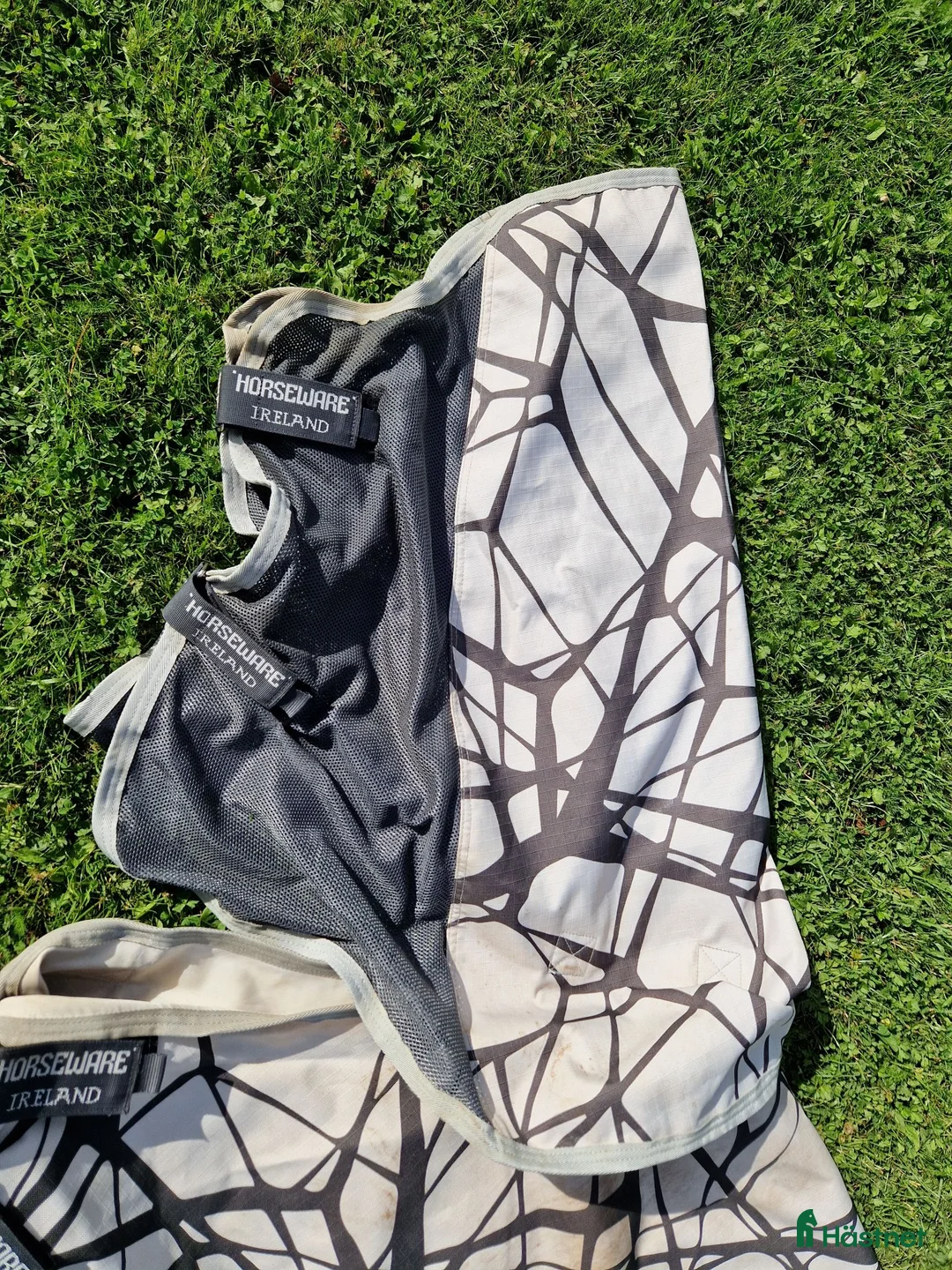 Täcken hästutrustning till salu: Regn/Flugtäcke Camofly 3-in-1 Plus Amigo Horseware - Annons 2