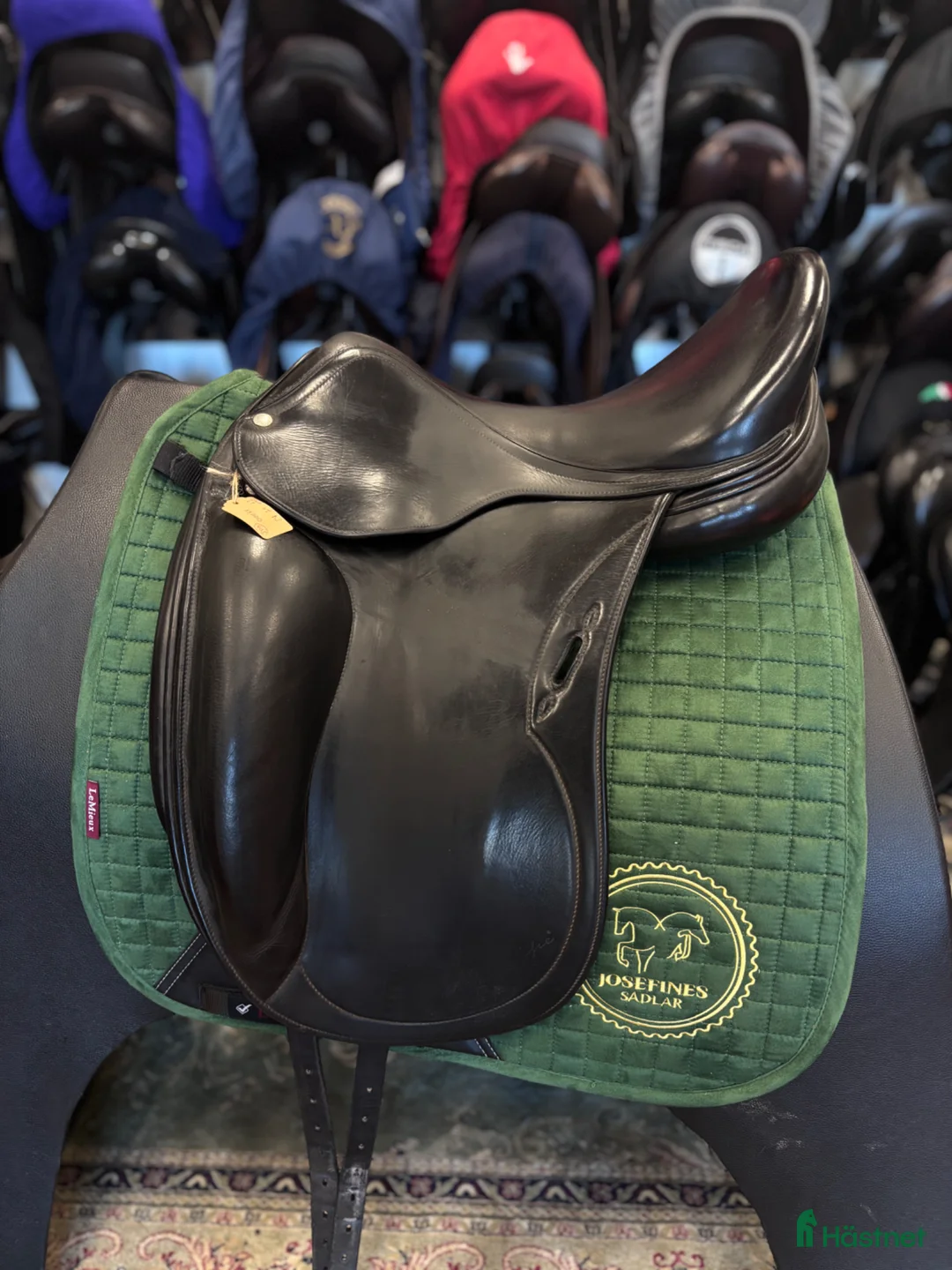 Sadlar hästutrustning till salu: Equipe Rose - Annons 1