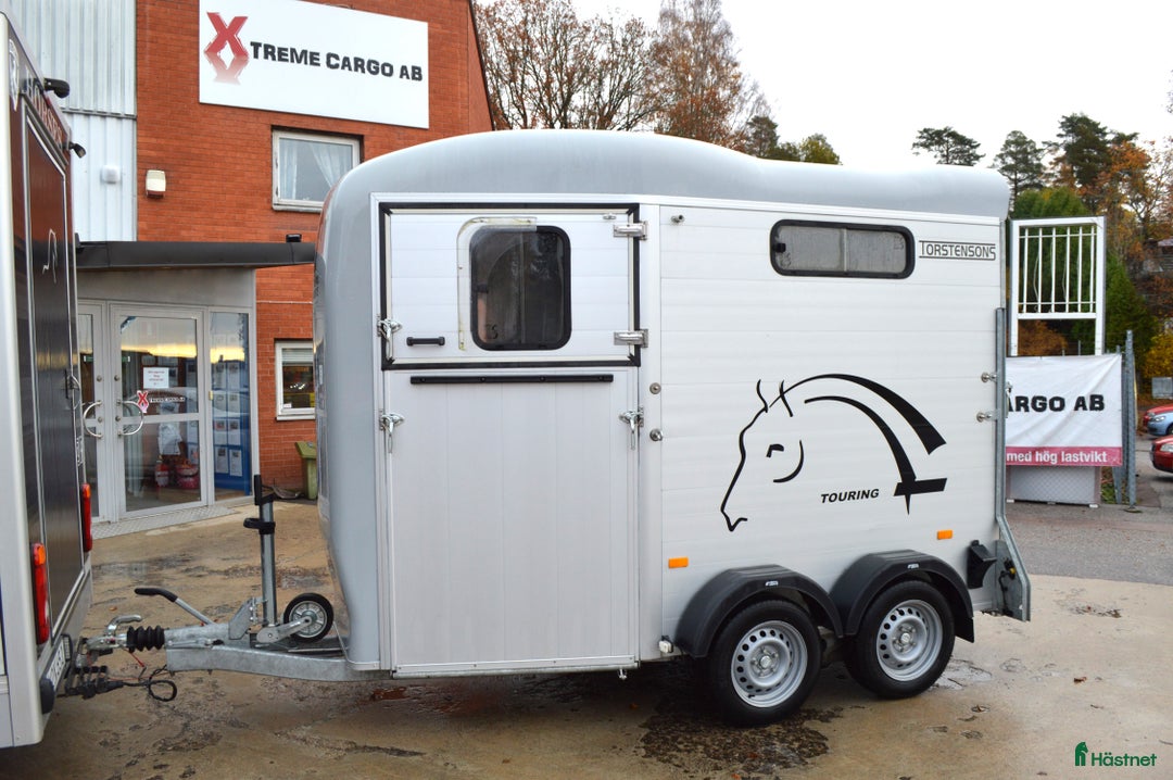 Hästtransporter  fordon & transport till salu: Cheval Touring One 2022, Totalvikt 1600 kg - Annons 2