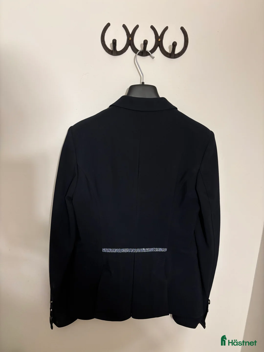 Jackor & Kavajer ryttarutrustning till salu: Samshield kavaj  i Vetlanda - Annons 2