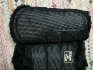 Benskydd hästutrustning Back on track fluffskydd i Ullared - Annons 13