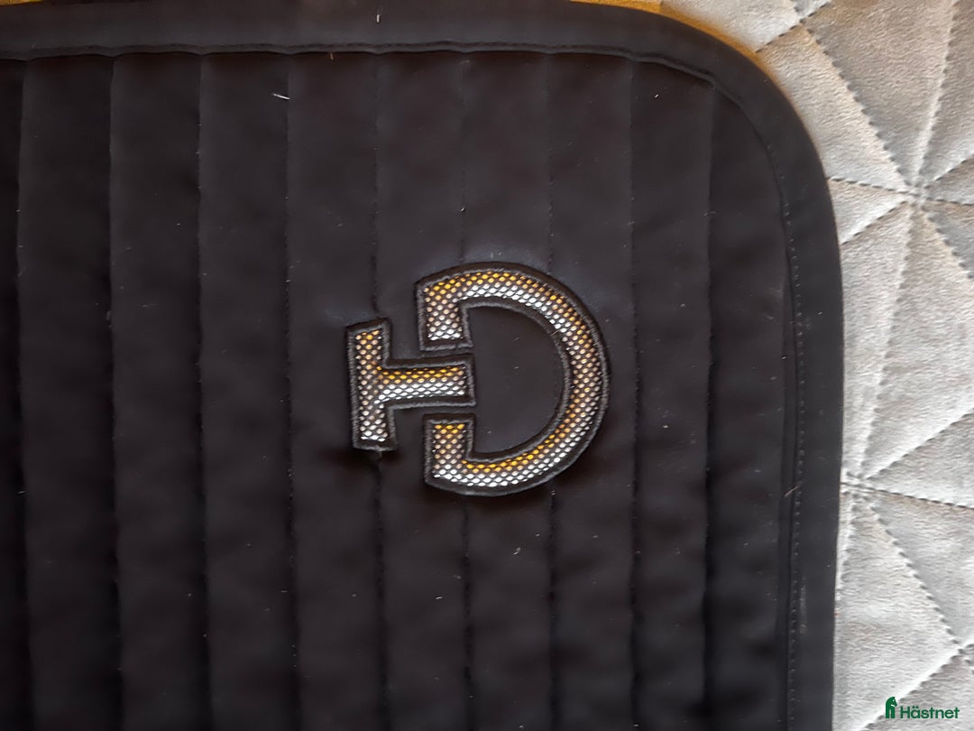 Schabrak & Vojlockar hästutrustning till salu: Cavalleria Toscana schabrak i Värnamo - Annons 3