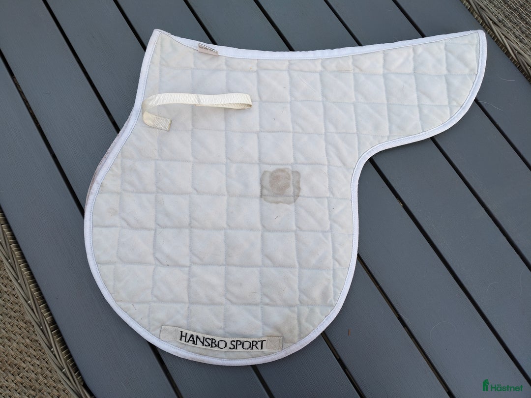 Schabrak & Vojlockar hästutrustning till salu: Diverse schabrak, paddar & vojlockar i Ljungbyholm - Annons 13