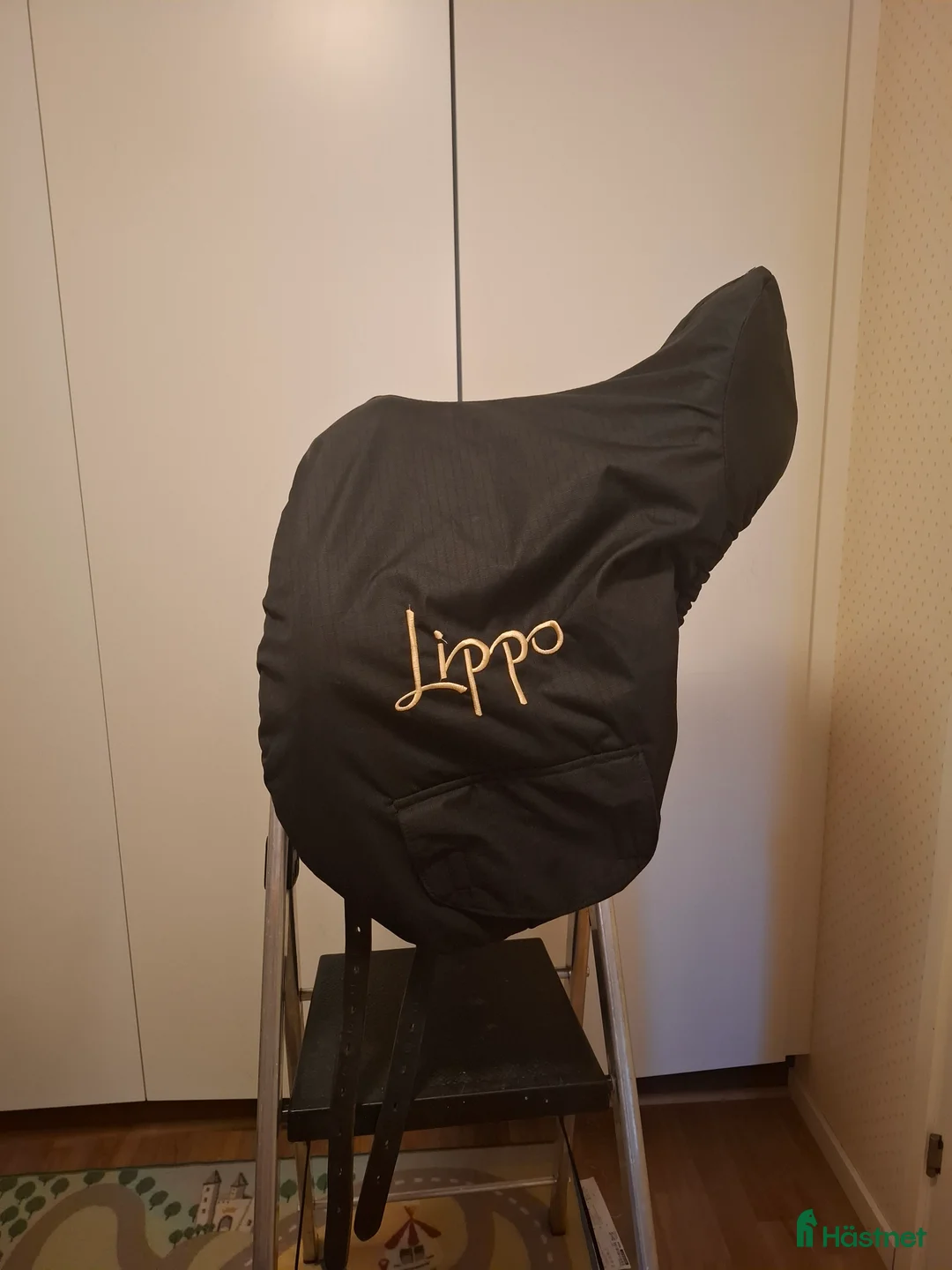 Sadlar hästutrustning till salu: Lippo Supreme Azzario 17,5' i Sollentuna - Annons 4