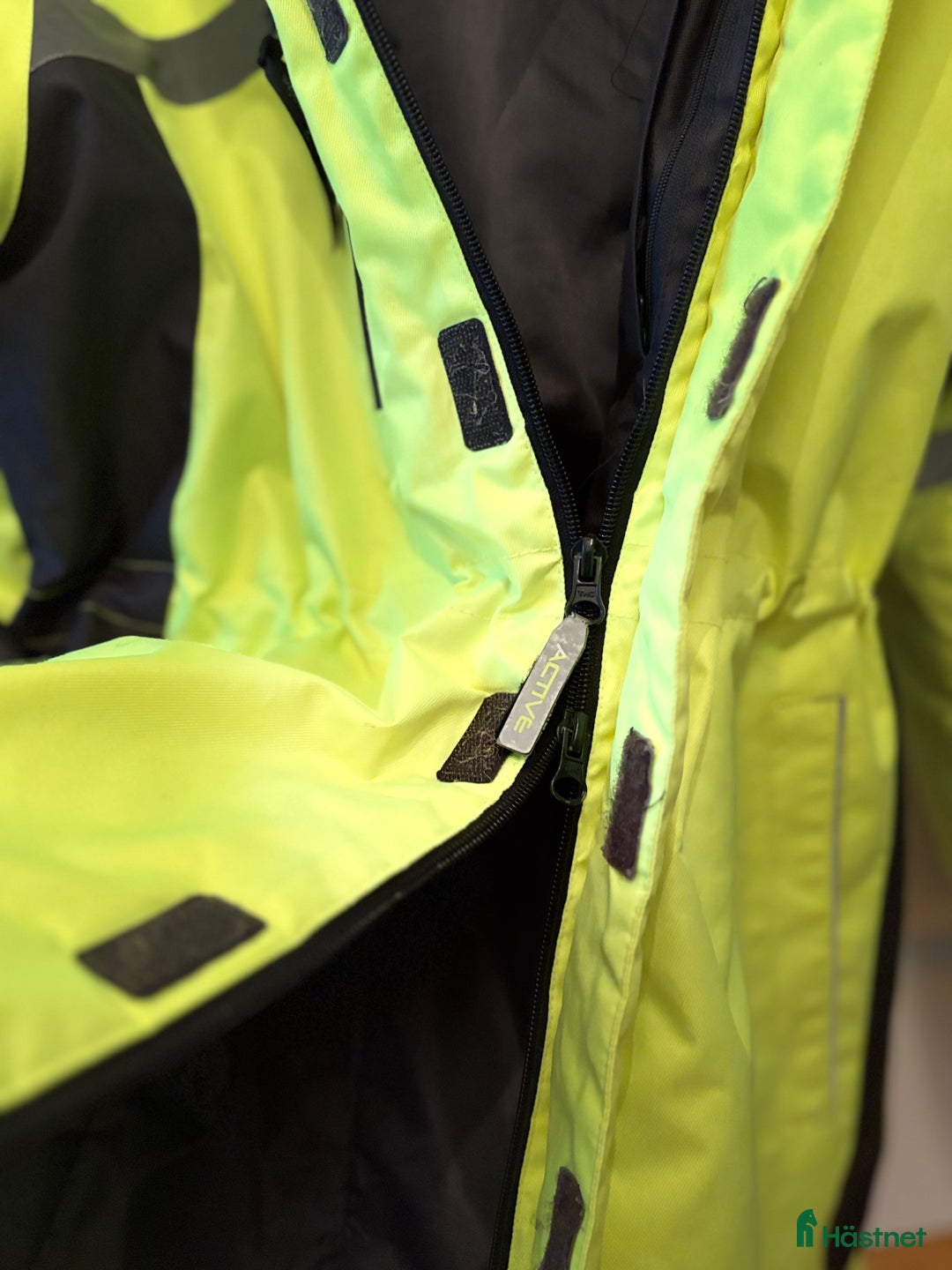 Jackor & Kavajer ryttarutrustning till salu: Reflexjacka Active Riding Wear i Halmstad - Annons 3