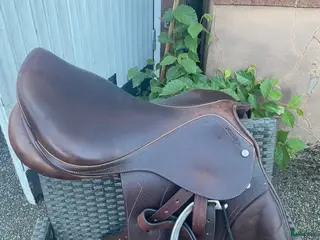 Sadlar hästutrustning Hoppsadel - Annons 1