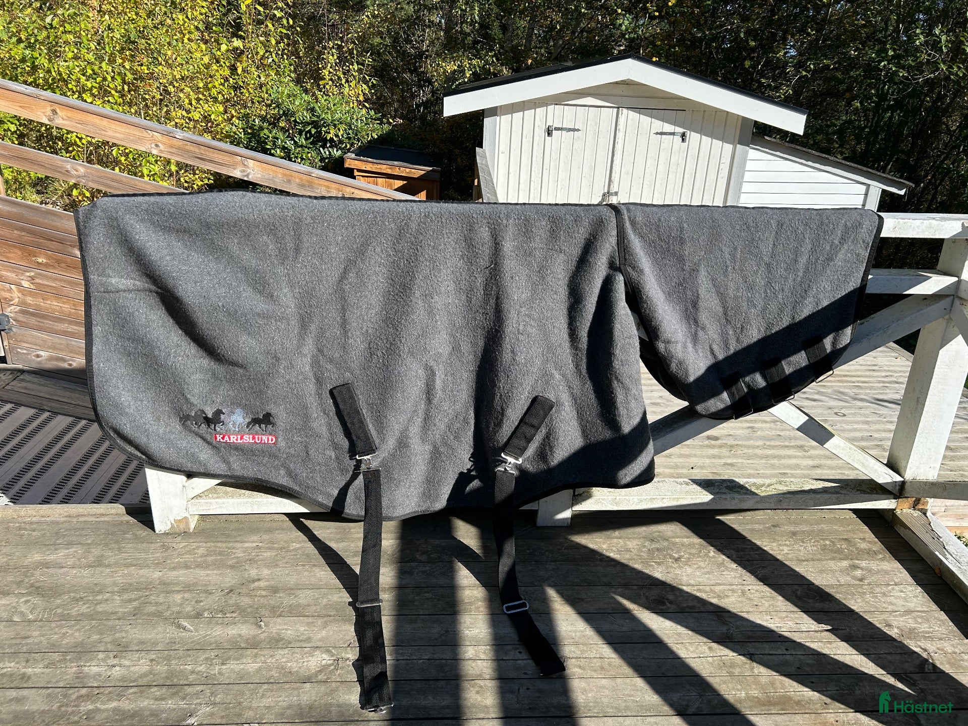 Täcken hästutrustning Grått ylletäcke med hals från Karlslund - Annons 3