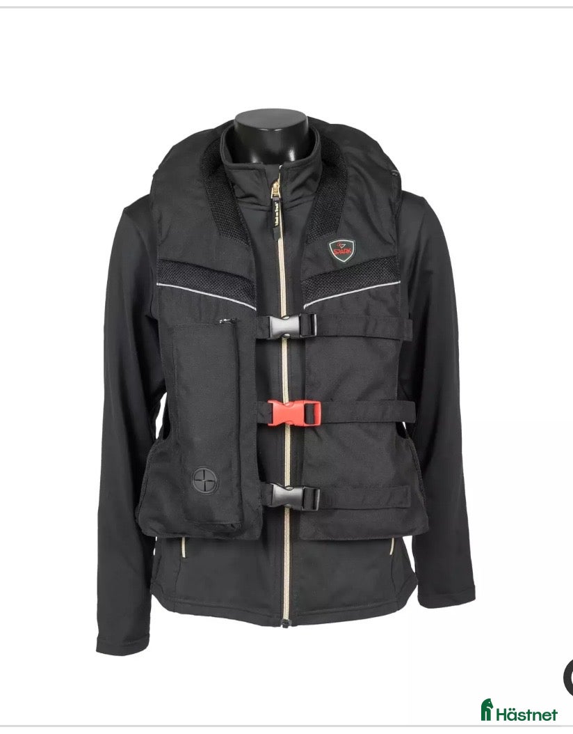 Säkerhetsvästar ryttarutrustning till salu: Spark EQ3 Air bag väst i Johanneshov - Annons 1