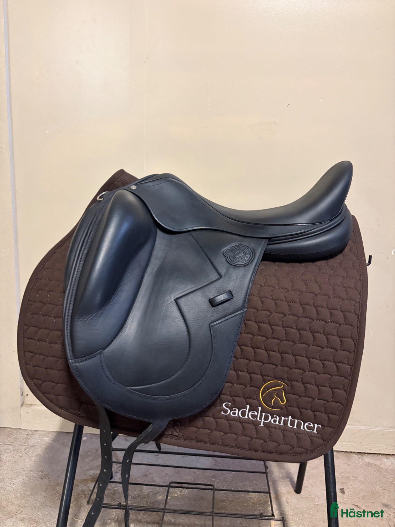 Sadlar hästutrustning Antares Signature 17.5 - Annons 4