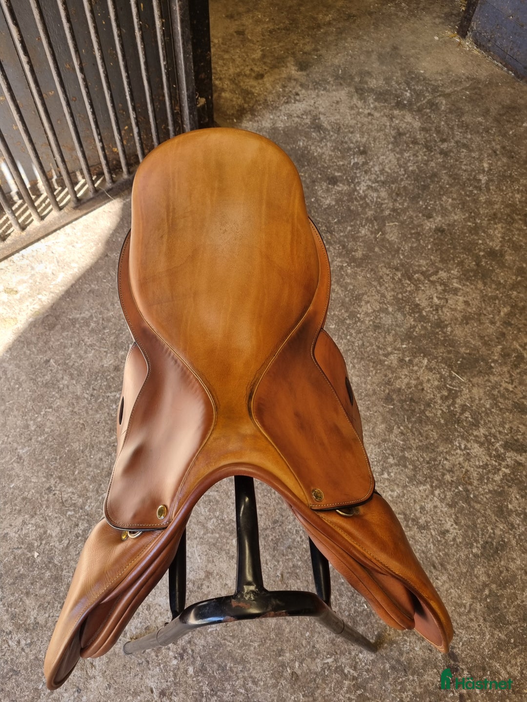 Sadlar hästutrustning till salu: Frank Bains reflex  i Istorp - Annons 2