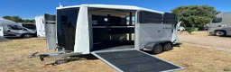 Hästtransporter  fordon & transport till salu: Equi-Trek Apollo med fronturlastning DEMO i Mellbystrand - Annons 1