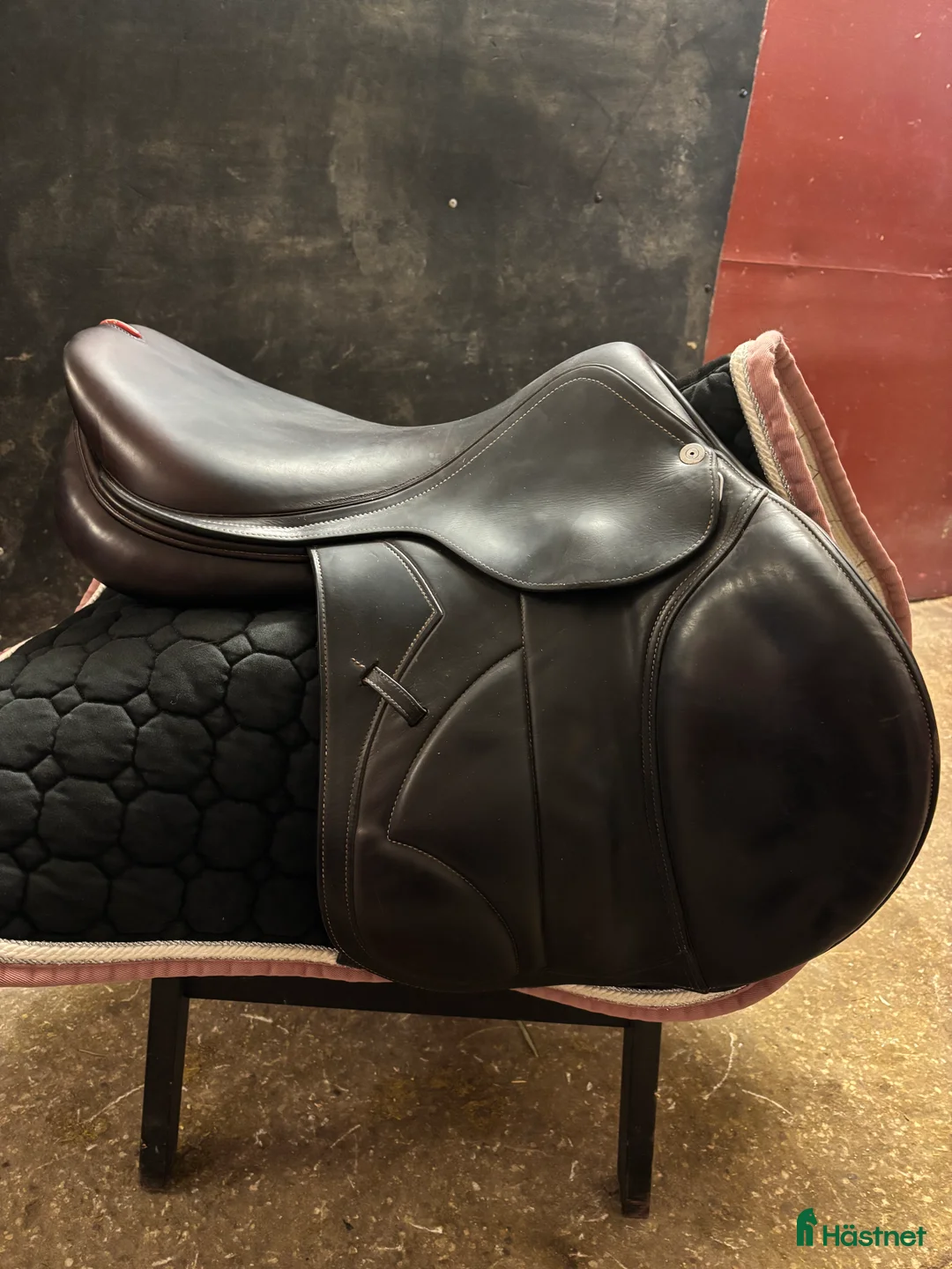 Sadlar hästutrustning till salu: Equipe eko evo i Visby - Annons 2